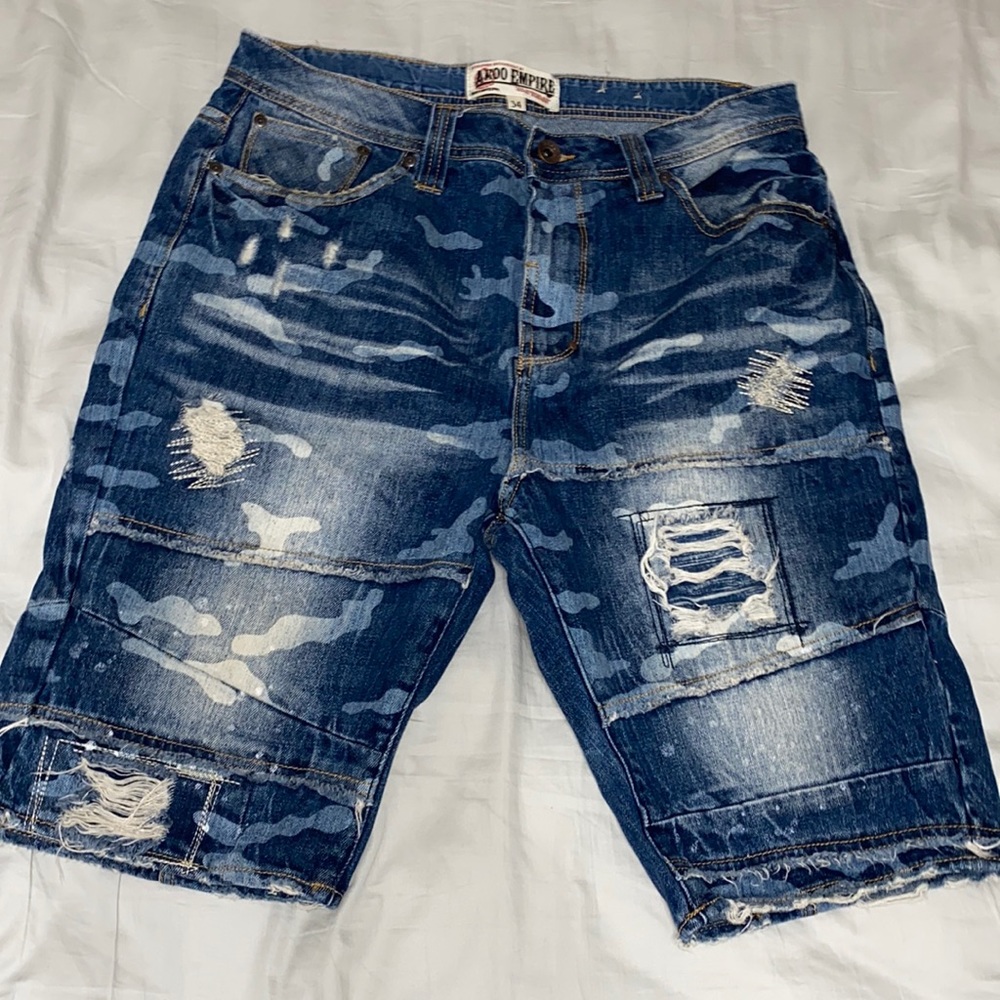 AKOO camo Jean short